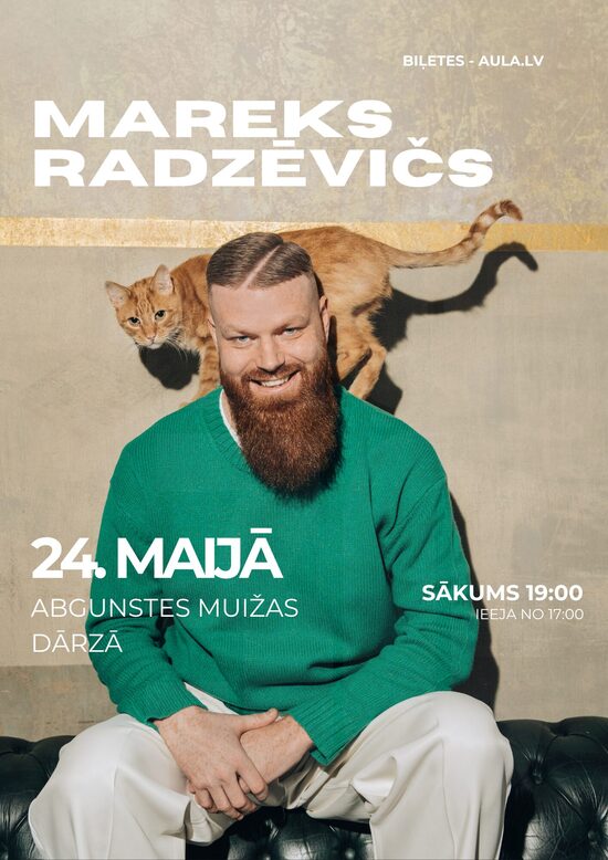 Mareks Redzēvičs Abgunstes muižas dārzā 